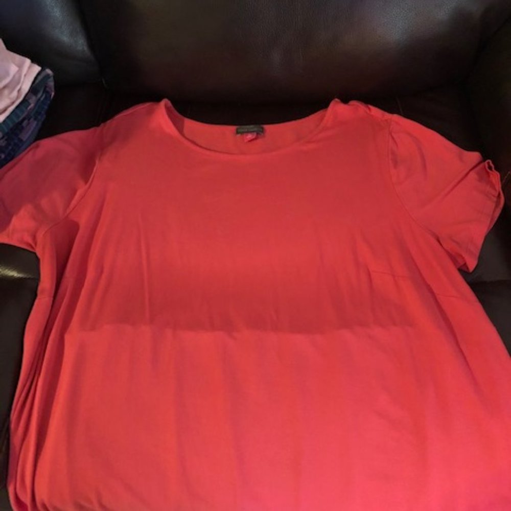 !!!2 for $10!!!Vince Camuto Short Sleeve Blouse-Size 2X
